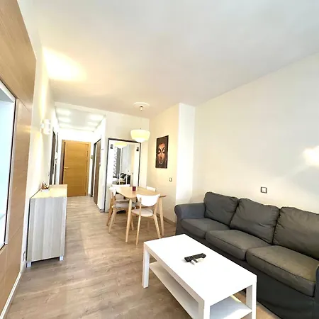 San3 - Reformado, Centro A 50 Metros, Wifi, Daire Torremolinos
